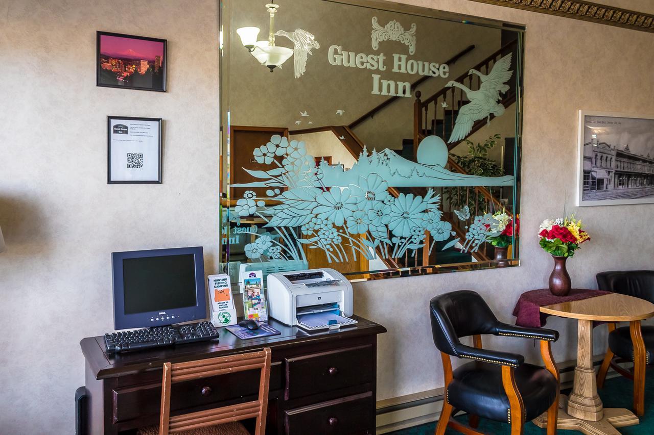 Guest House Inn Junction City ภายนอก รูปภาพ